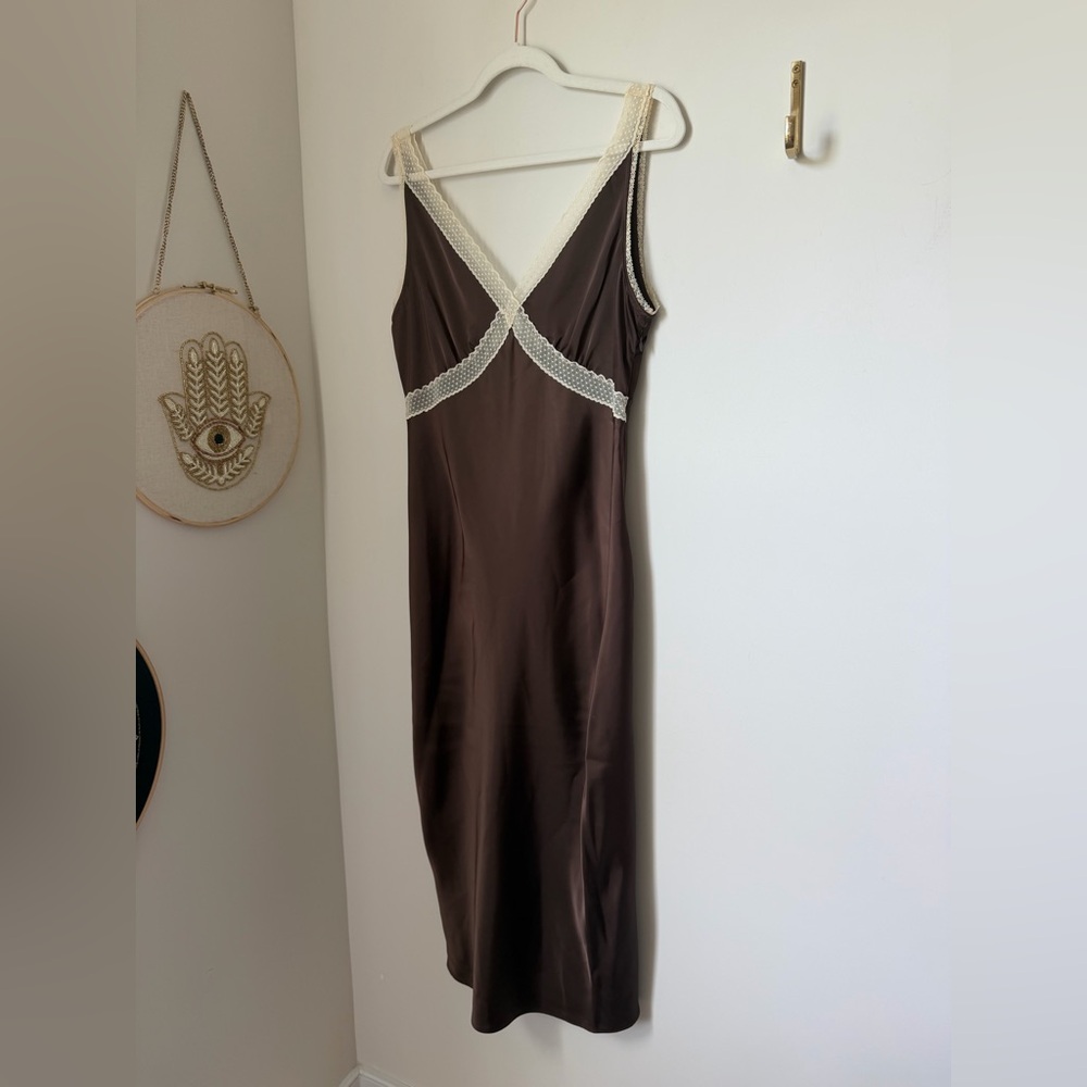 House of Harlow 1960 dark Brown Slip maxi Dress with Cream Lace Trim